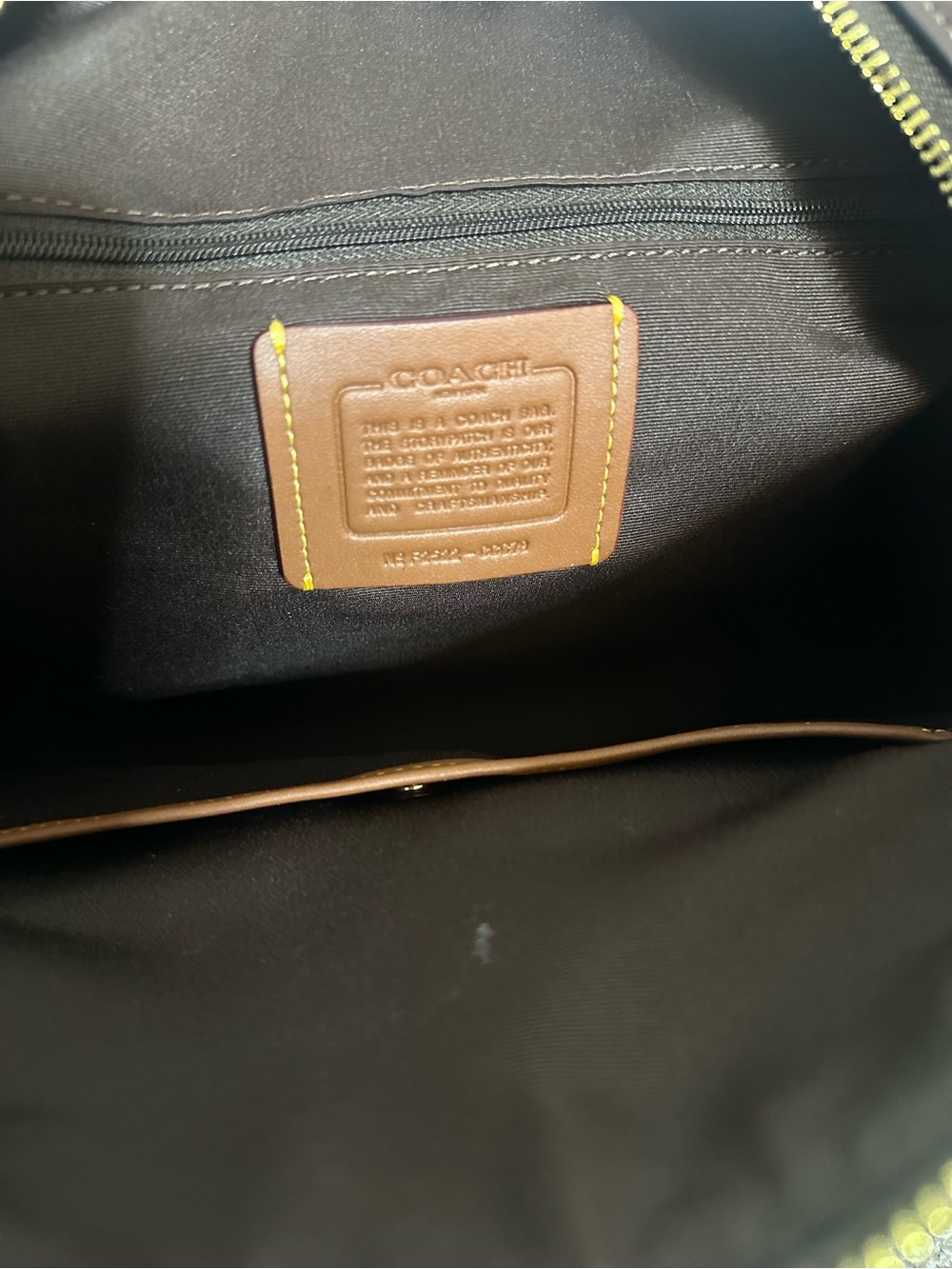 Coach Large Rowan chocolate suede - Picture 3 of 7